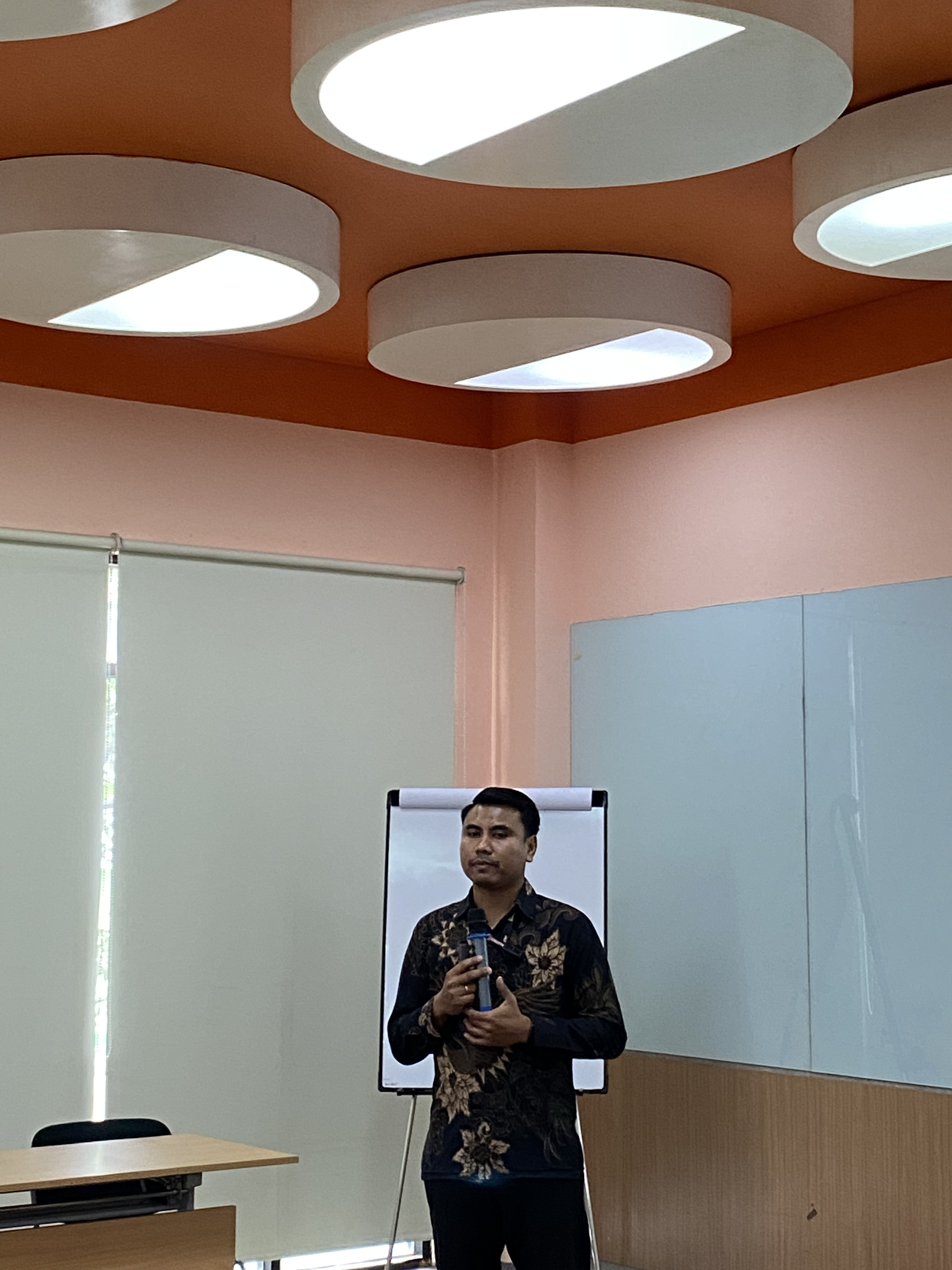 Strategi dan Model Bisnis Perusahaan: Kunci Meningkatkan Daya Saing dan Kinerja